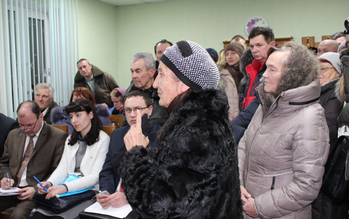 Представители инициативной группы жителей Вейно посетят «Омск Карбон Могилев» для изучения работы системы контроля выбросов