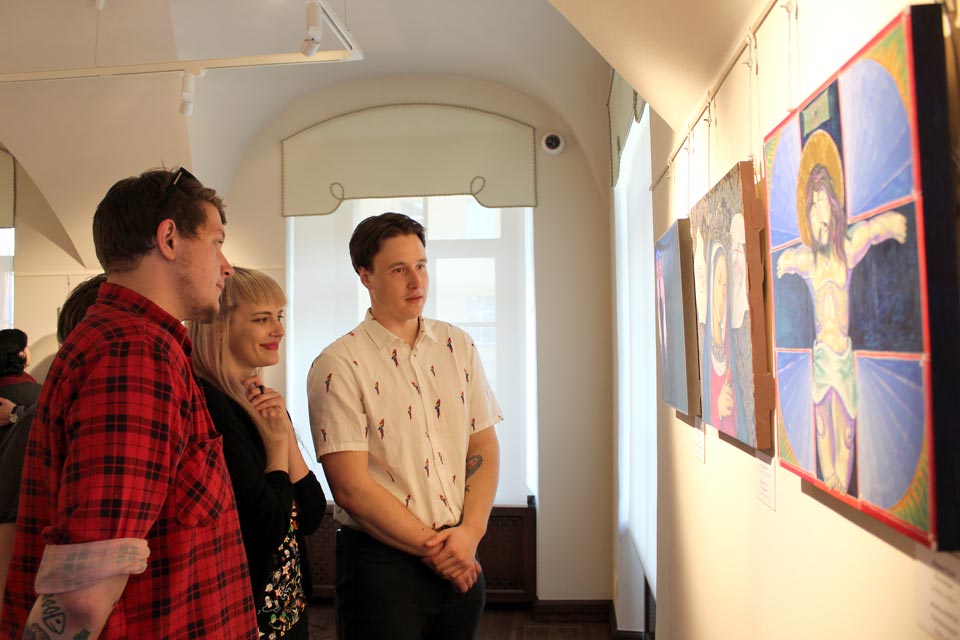 Выставка икон открылась в музее Бялыницкого-Бирули Могилева. Фото