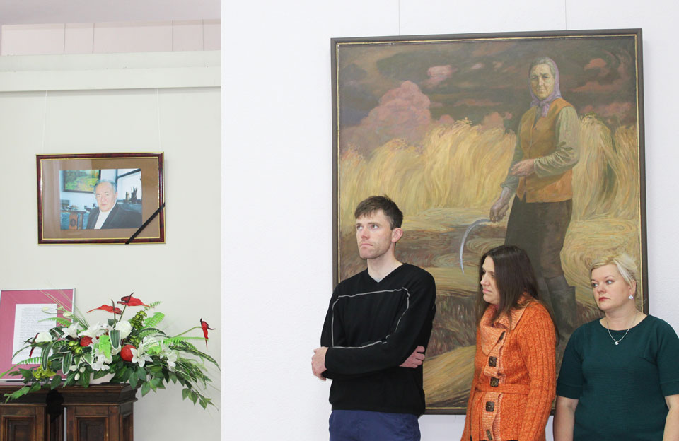 Выставка картин в память о народном художнике Викторе Громыко открылась в музее Павла Масленикова Могилева. Фото