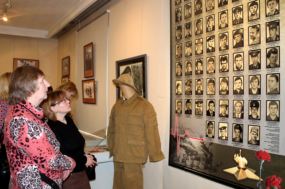 В могилевском краеведческом музее открыта экспозиция к 30-летию вывода советских войск из Афганистана. Фото