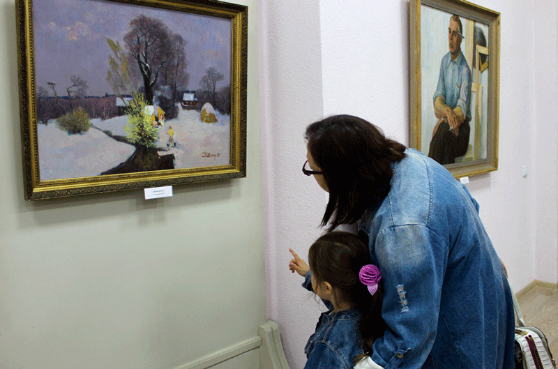 Выставка картин Владимира Шпартова открылась в музее Павла Масленикова. Фото