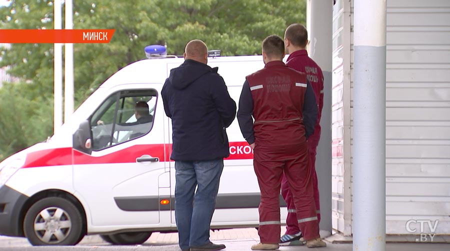 За жизнь пострадавших во время взрыва на «Могилевдреве» продолжают бороться медики. Видео
