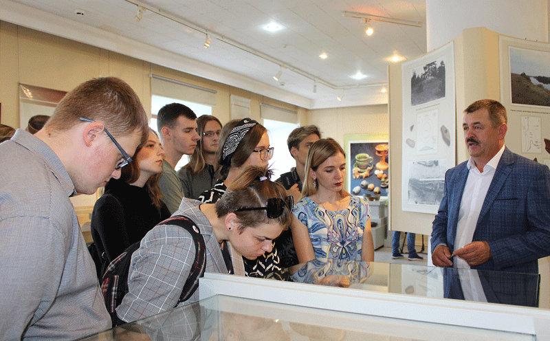 Выставка предметов археологической коллекции Могилевщины открылась в Могилевском областном краеведческом музее. Фото