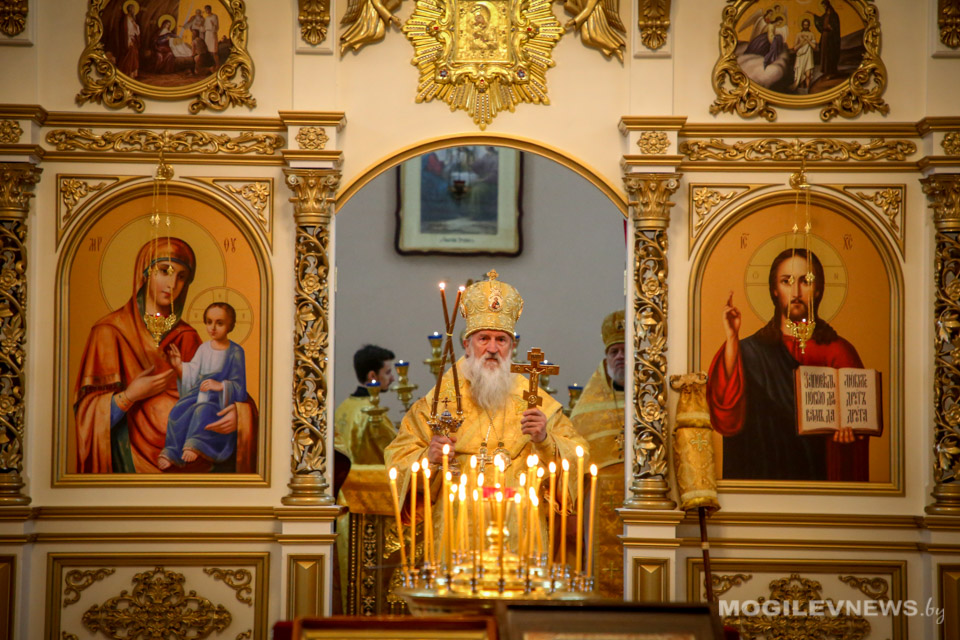 В Пустынках под Мстиславлем открыли и освятили Покровскую церковь. Фото