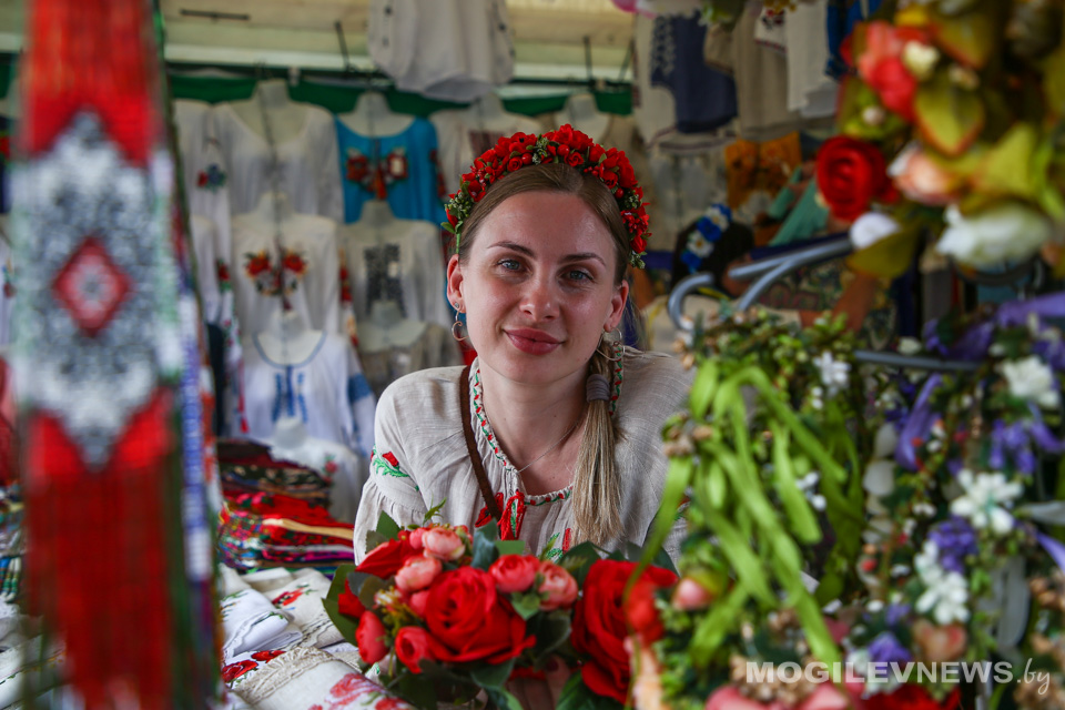 Около тысячи мастеров народного творчества представили работы на празднике «Александрия собирает друзей»