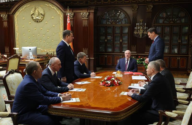 Кадровый четверг у Президента – ротации в руководстве МВД, новый министр культуры и неожиданные послы