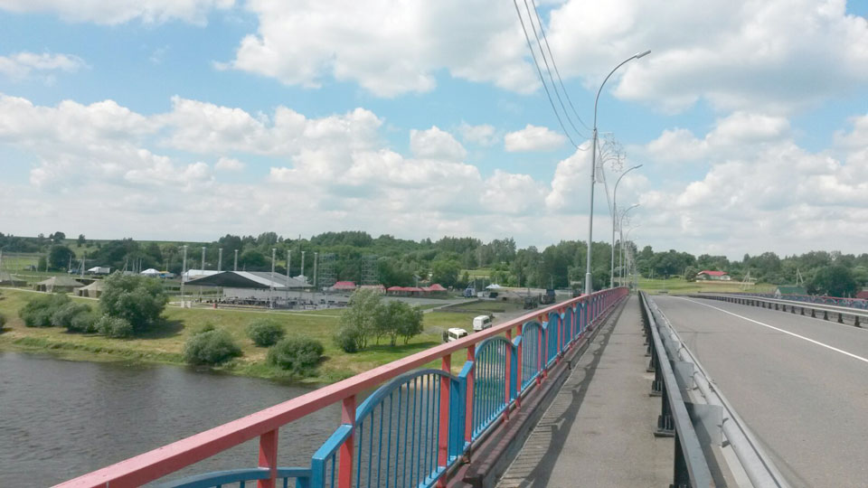 Приведены в порядок подъездные пути к месту проведения фестиваля «Купалье». Фото