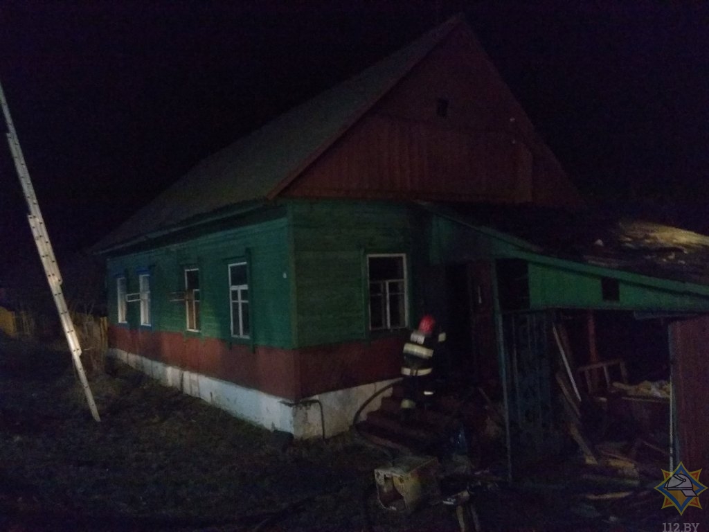 Житель Шклова получил ожоги на пожаре