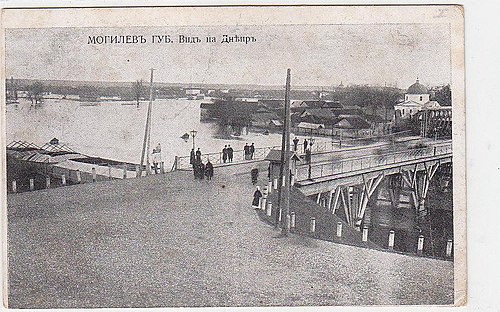 Что за фундамент необычной кладки старинного здания на берегу Днепра в Могилеве