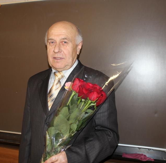 Лукашенко поздравил народного учителя Беларуси Валерия Барашкова с 70-летием