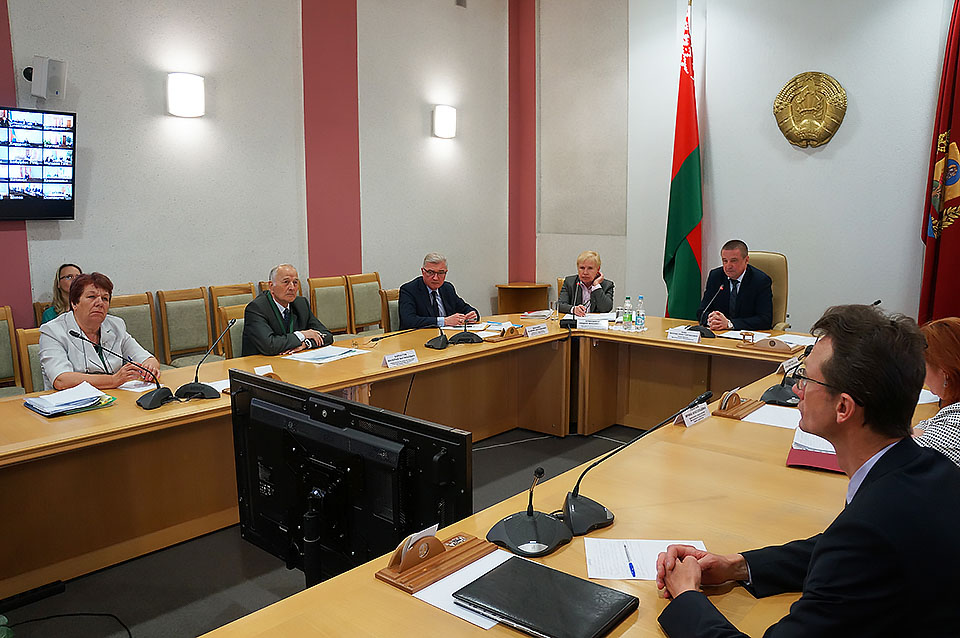 В формате видеоконференции прошел в Могилеве семинар по президентской избирательной кампании