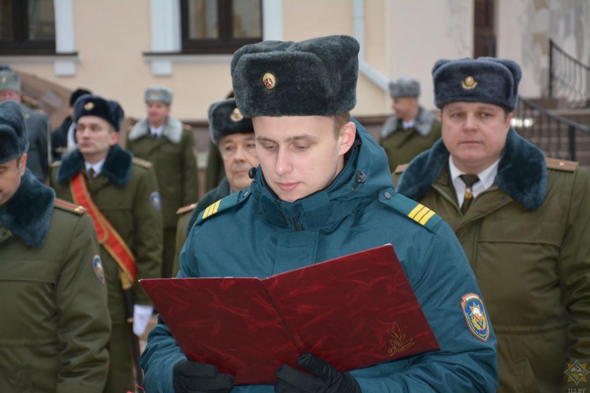 Молодые спасатели принесли присягу в Могилеве. Фото