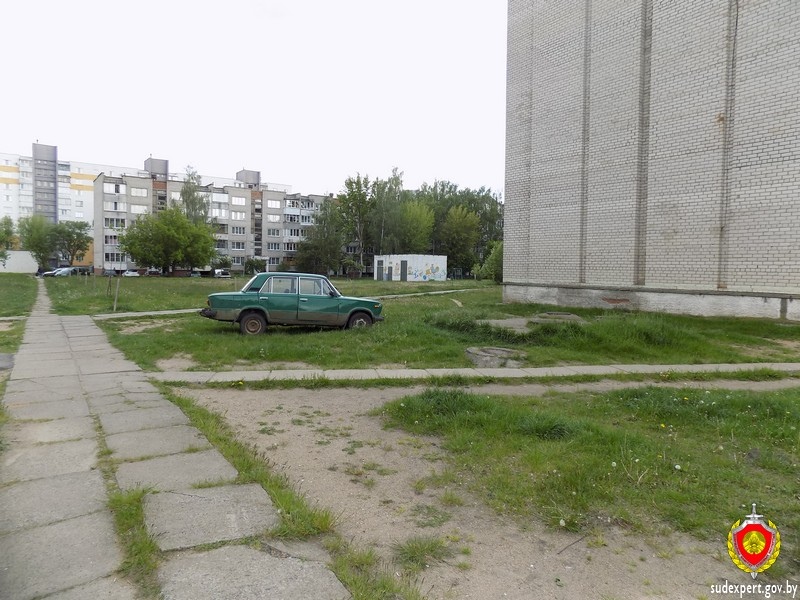 Три машины за ночь пытались угнать в Могилеве два 18-летних парня