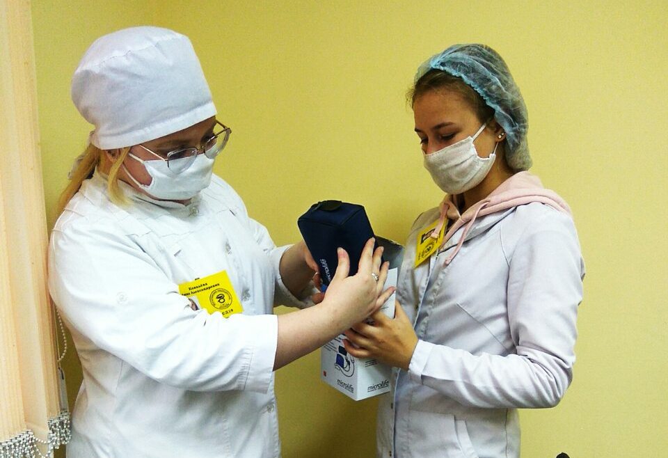 Учащиеся Могилевского государственного медицинского колледжа в условиях пандемии помогают медикам и пенсионерам