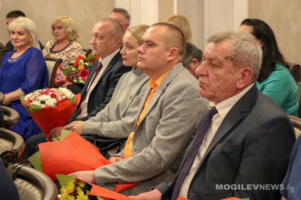 Представителей организаций, внесших вклад в ввод социально-значимых объектов, чествовали в Могилеве. Фото