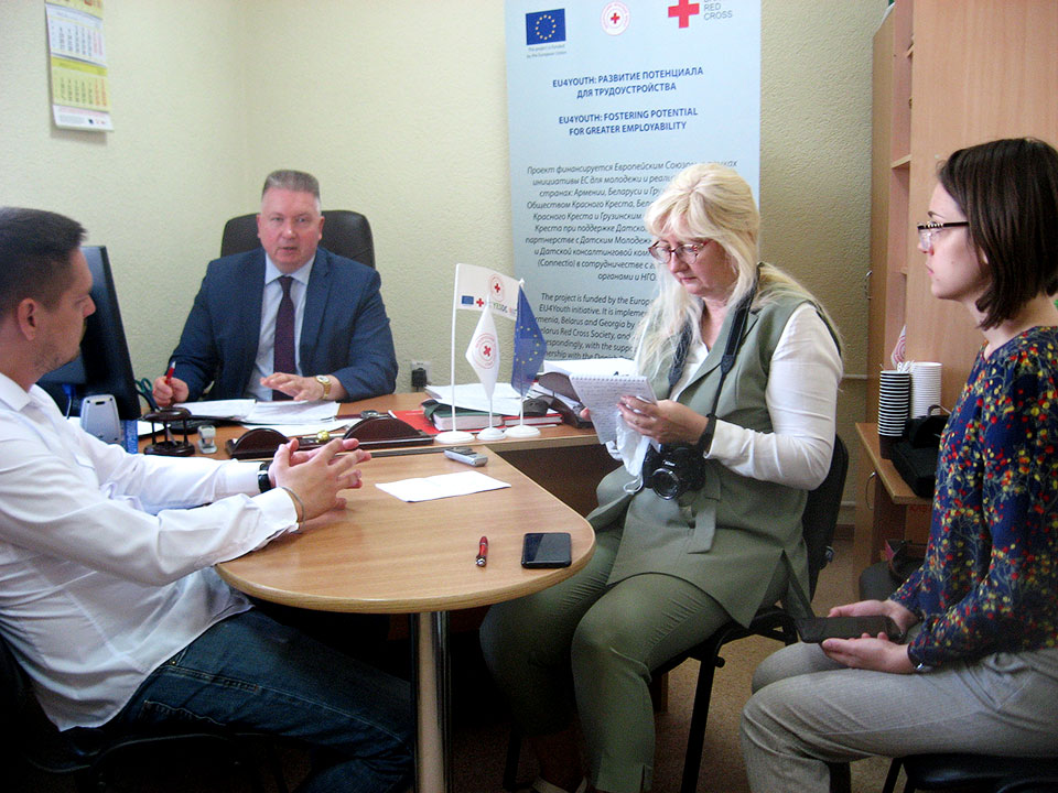 Трудоустройство социально уязвимой молодежи обсуждалось на встрече представителей МОО БОКК и СМИ