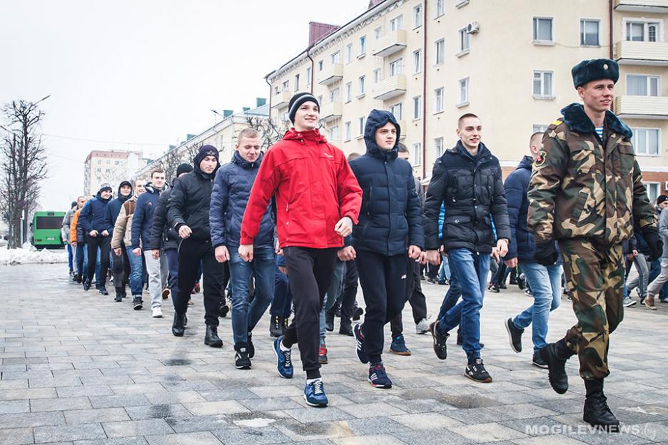 В Беларуси продлены сроки призывной кампании