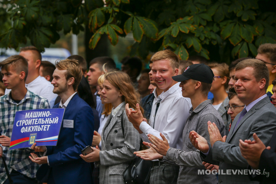 День знаний отметили в вузах Могилева. Фото