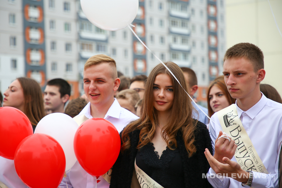 Определены даты последних звонков и выпускных вечеров -2020