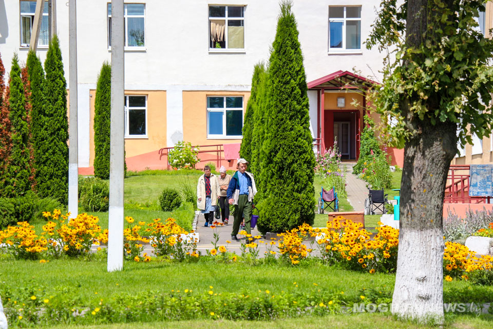 Девять специальных домов-интернатов для престарелых и инвалидов работает в Могилевской области. Фото