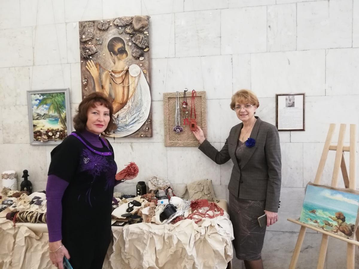 Выставка «Авторские штучки» проходит в Бобруйске. Фото