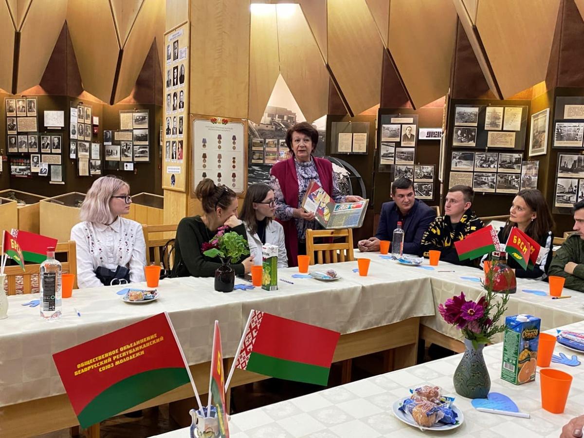 Праздничное мероприятие, посвященное 100-летию ЛКСМБ, прошло в Бобруйске. Фото