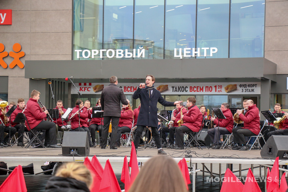 Концерт оркестров, посвященный Дню женщин прошел в Могилеве. Фото