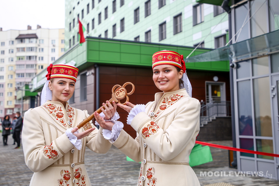 В Могилеве торжественно открыли поликлинику в микрорайоне Казимировка. Фото