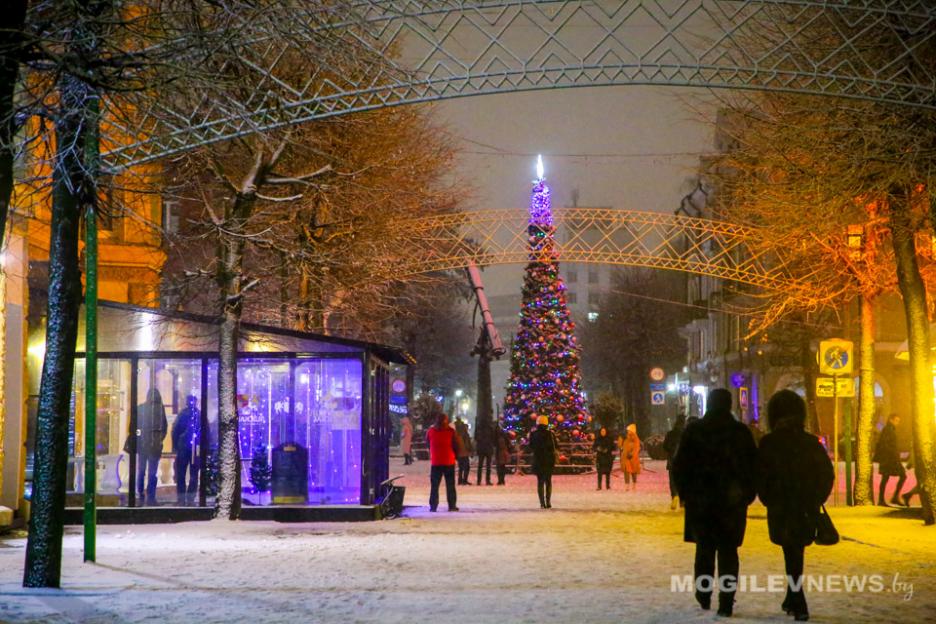 Погода на неделю: к выходным ожидается похолодание, на дорогах сохранится гололедица