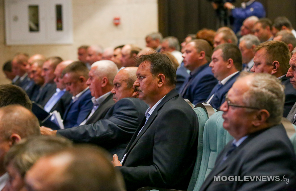 Готовность АПК Могилевской области к уборочной кампании рассмотрели на областном совещании