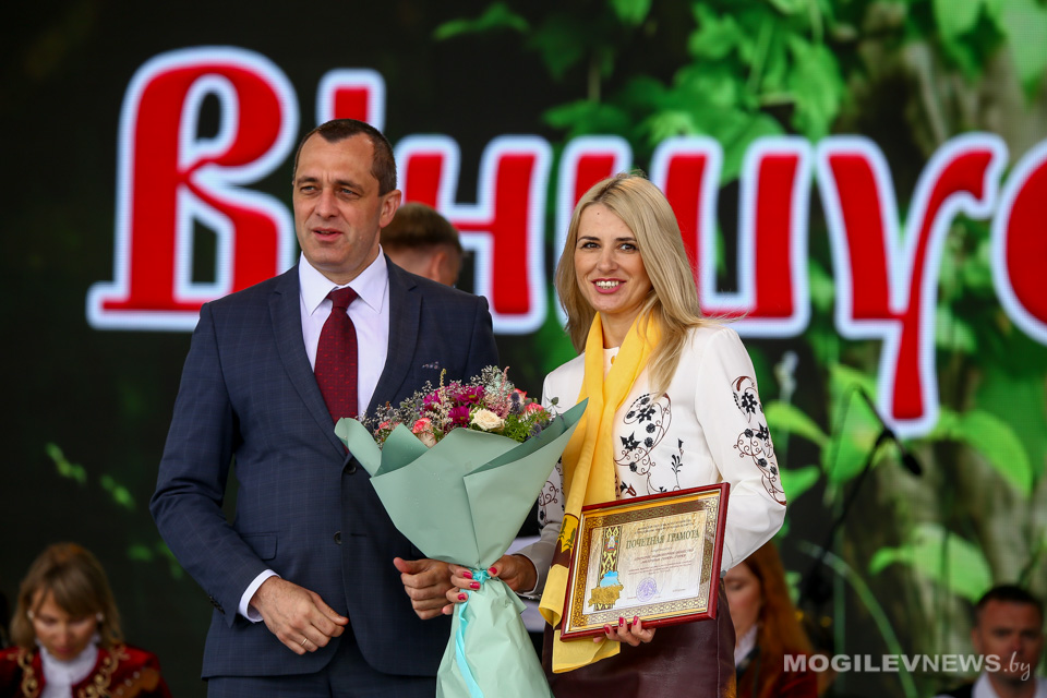 Церемония награждения передовиков АПК Могилевщины прошла на празднике «Купалье». Фото