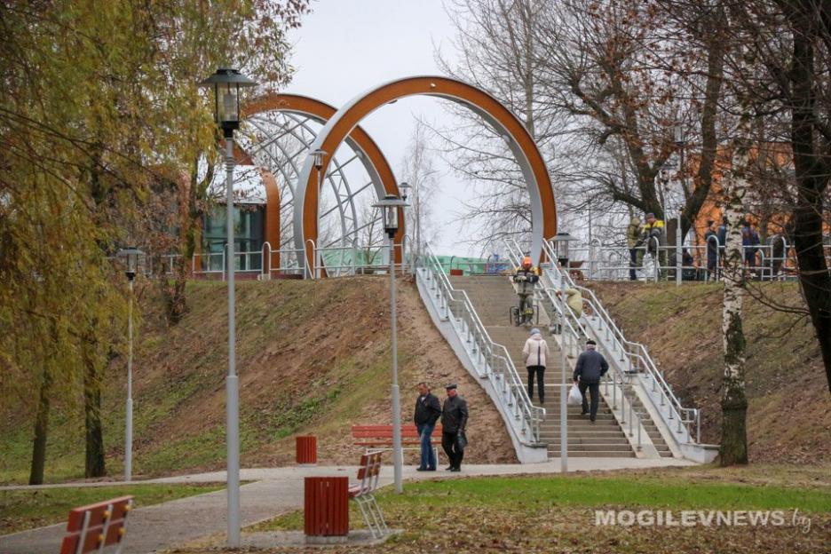Погода на выходные: сильный ветер, осадки и гололедица