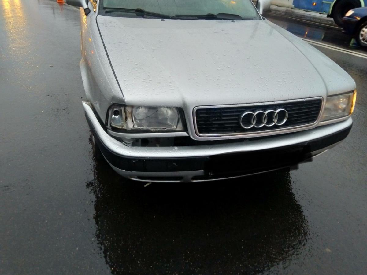 Audi в Могилеве сбил на переходе женщину. Фото