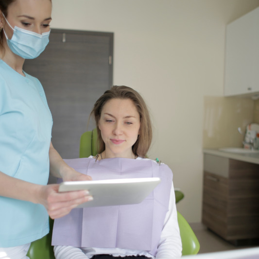 Минздрав обновил рекомендации по оказанию медпомощи пациентам с COVID-19