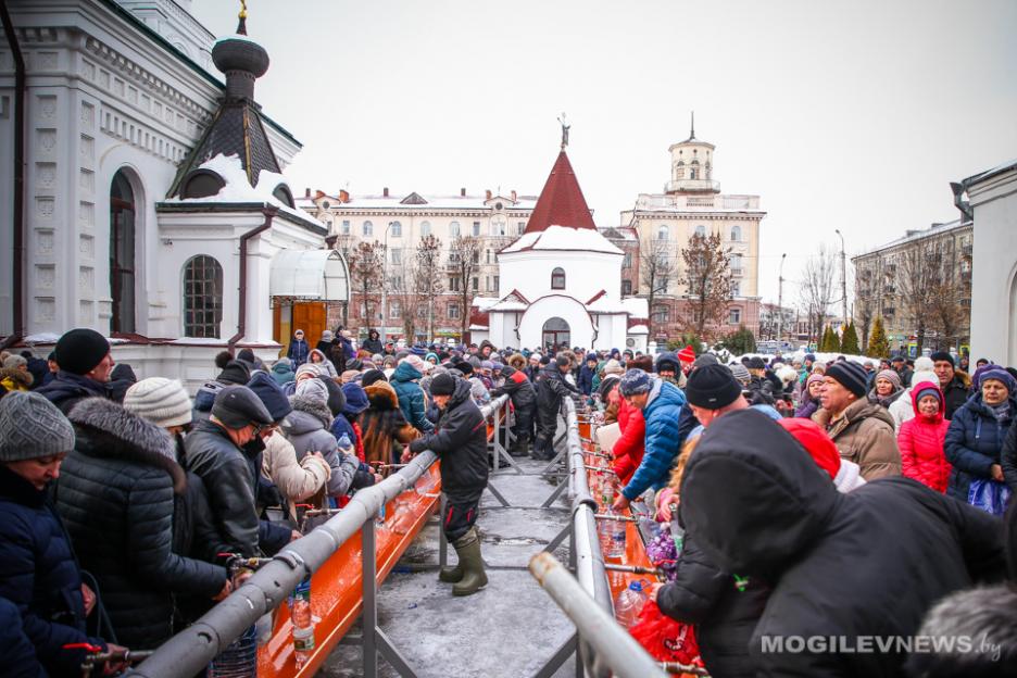 Погода на выходные: на Крещение без морозов