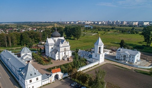 Работы по созданию подсветки Свято-Никольского женского монастыря в Могилеве проводит завод «Зенит»