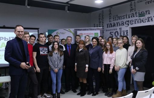 Открытый диалог на тему «Предпринимательство и молодежь» с участием представителей госструктур прошел в Горках