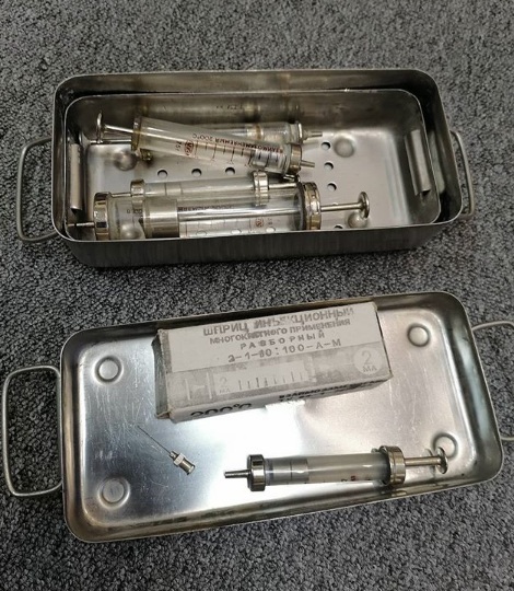 Экспозицию мединструментов прошлого века подготовил чаусский музей ко Дню медработника