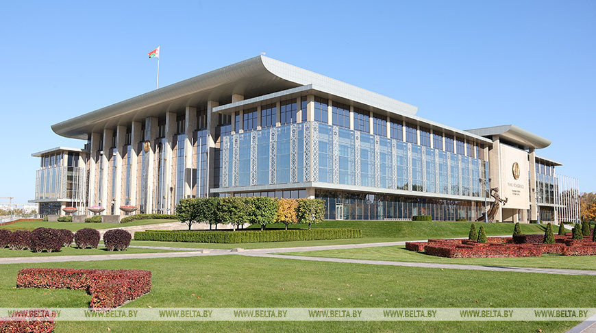 Александр Лукашенко: коллективный Запад нацелился на смену власти в Беларуси