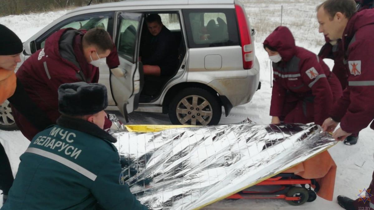 Рыбак провалился под лед в Бобруйске