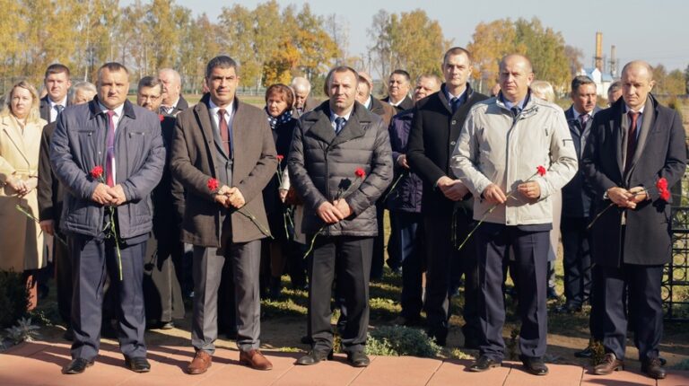 Кировщина торжественно отметила районный праздник тружеников села «Дожинки-2021»