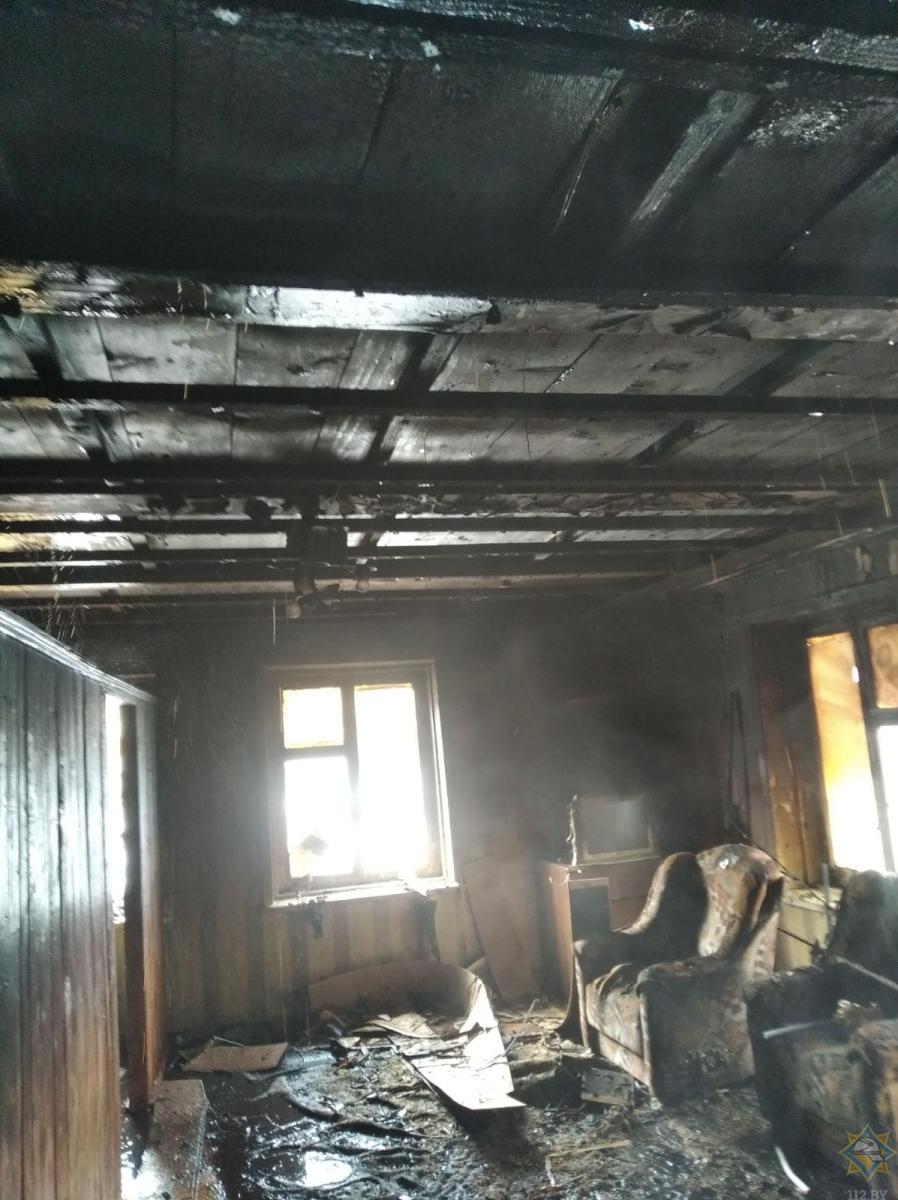 На пожаре в Дрибинском районе соседи спасли мужчину