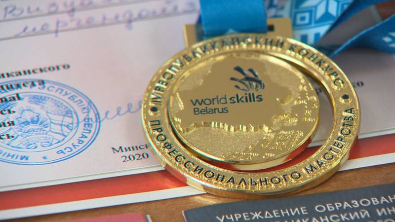 Две могилевчанки вошли в состав национальной сборной на Worldskills-2022 в Шанхае. Видео