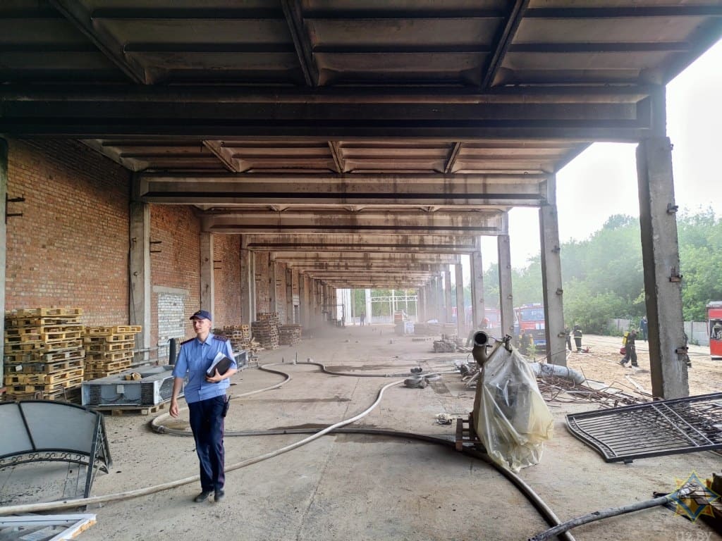 Здание склада горело в Могилеве