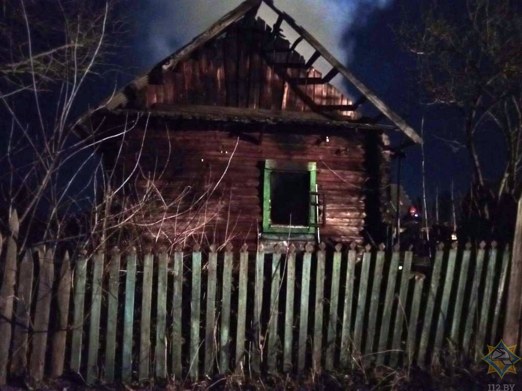 Девушка спасла пенсионера на пожаре в Костюковичском районе