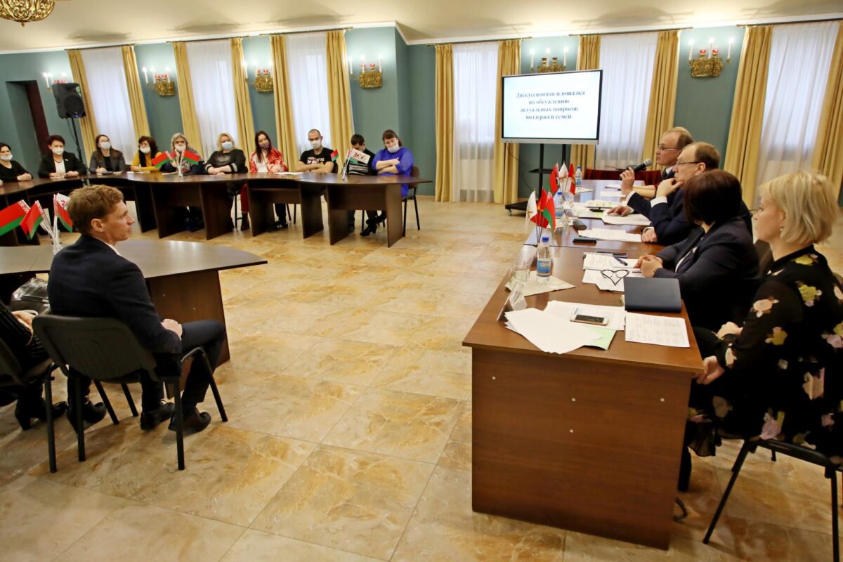 Заместитель Министра труда и социальной защиты Валерий Ковальков с рабочим визитом посетил Бобруйск