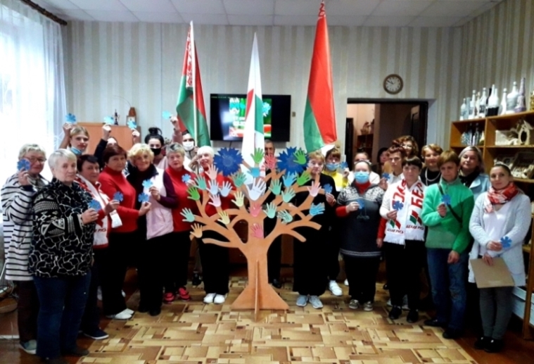 Мероприятие, приуроченное ко Дню народного единства, прошло в Чериковском РЦСОН