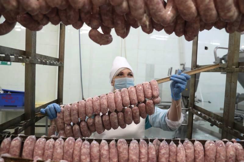 Новые стандарты на отдельные виды колбасных изделий вводятся в Беларуси с 1 апреля