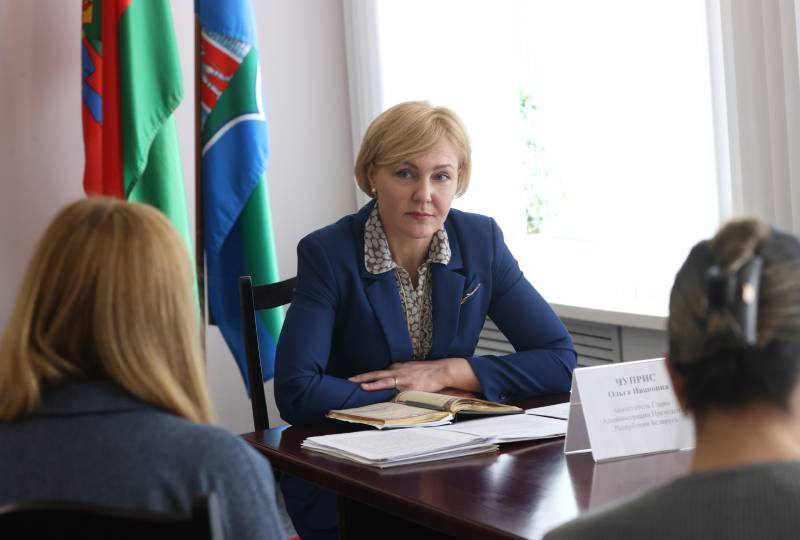 Имущественные вопросы и защита прав детей - Чуприс провела прием граждан в Черикове