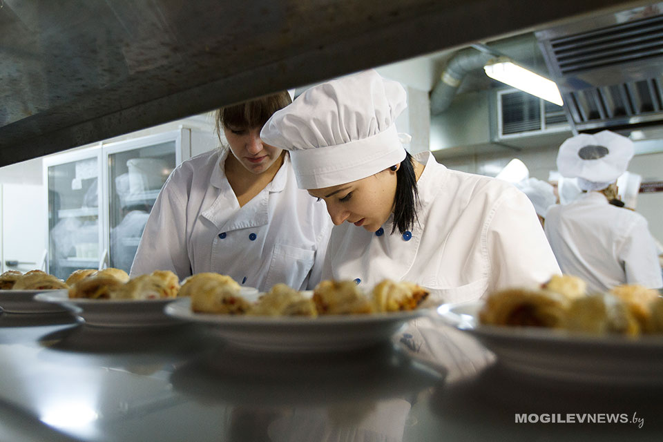 Предельные наценки на продукцию общепита в учреждениях образования изменил МАРТ